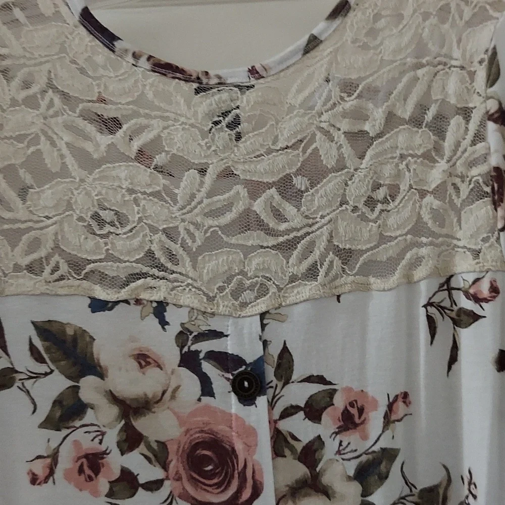 Blouse - Picture 3 of 5